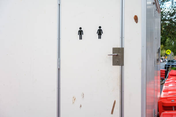 Portable Toilet Options We Offer in Pagedale, MO